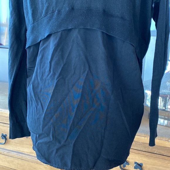 TopShop basic black Long black shirt with details in the back  Size 8 - Picture 3 of 8